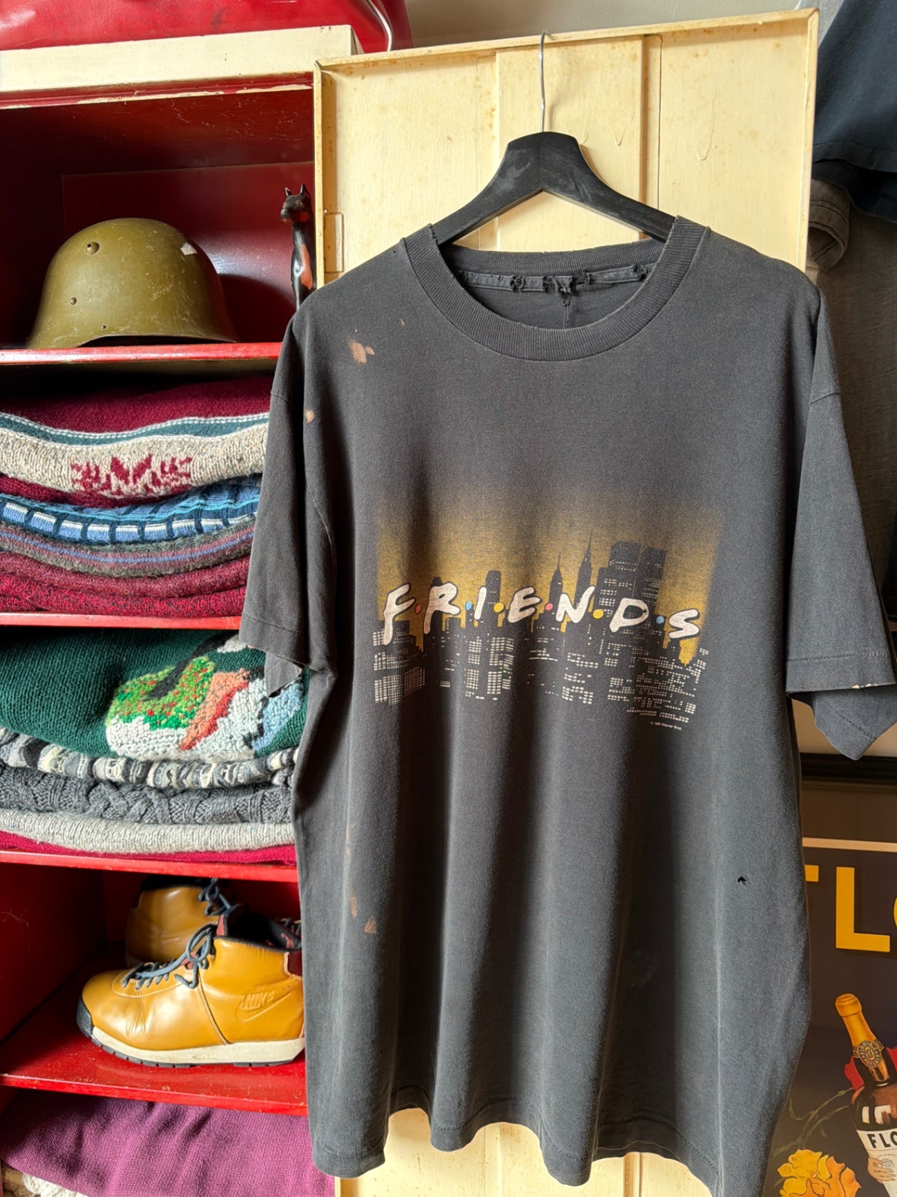 Vintage Friends T-Shirt XL Gray