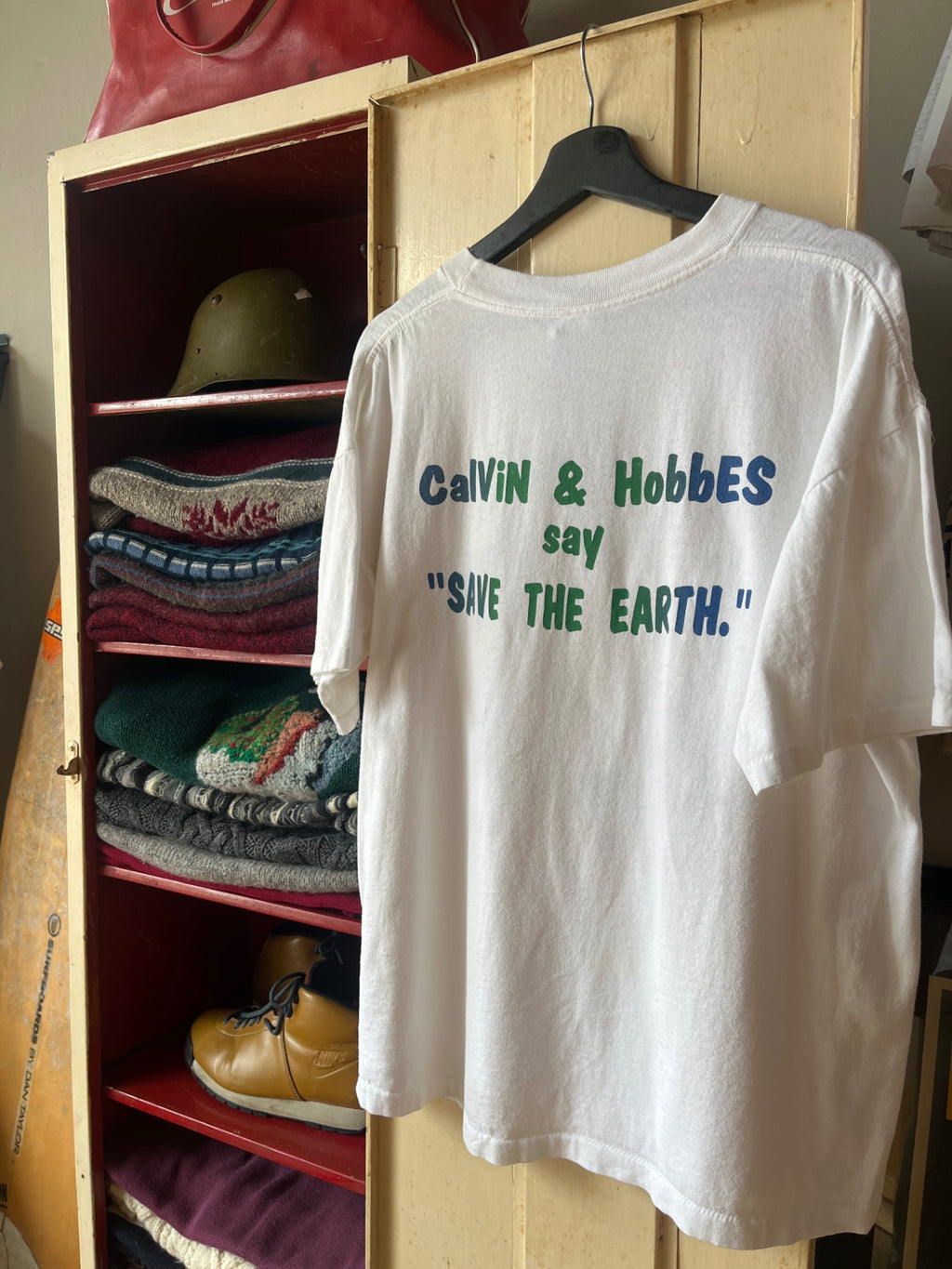 Vintage Calvin & Hobbs Earth Day Tee