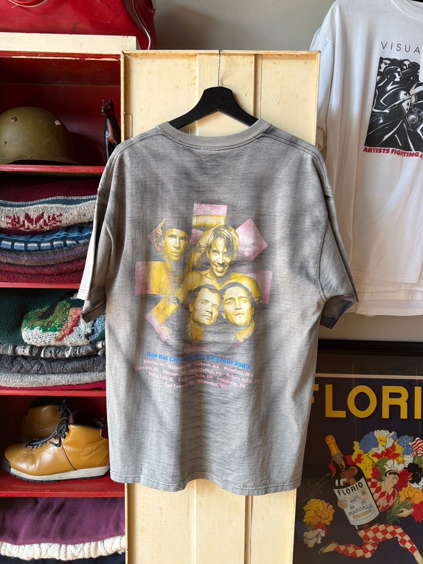 Red Hot Chili Peppers T-Shirt XL Gray
