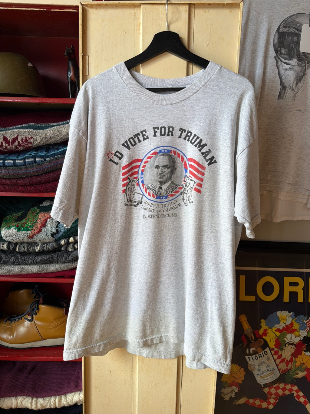 Vote for Truman Tee Size XL