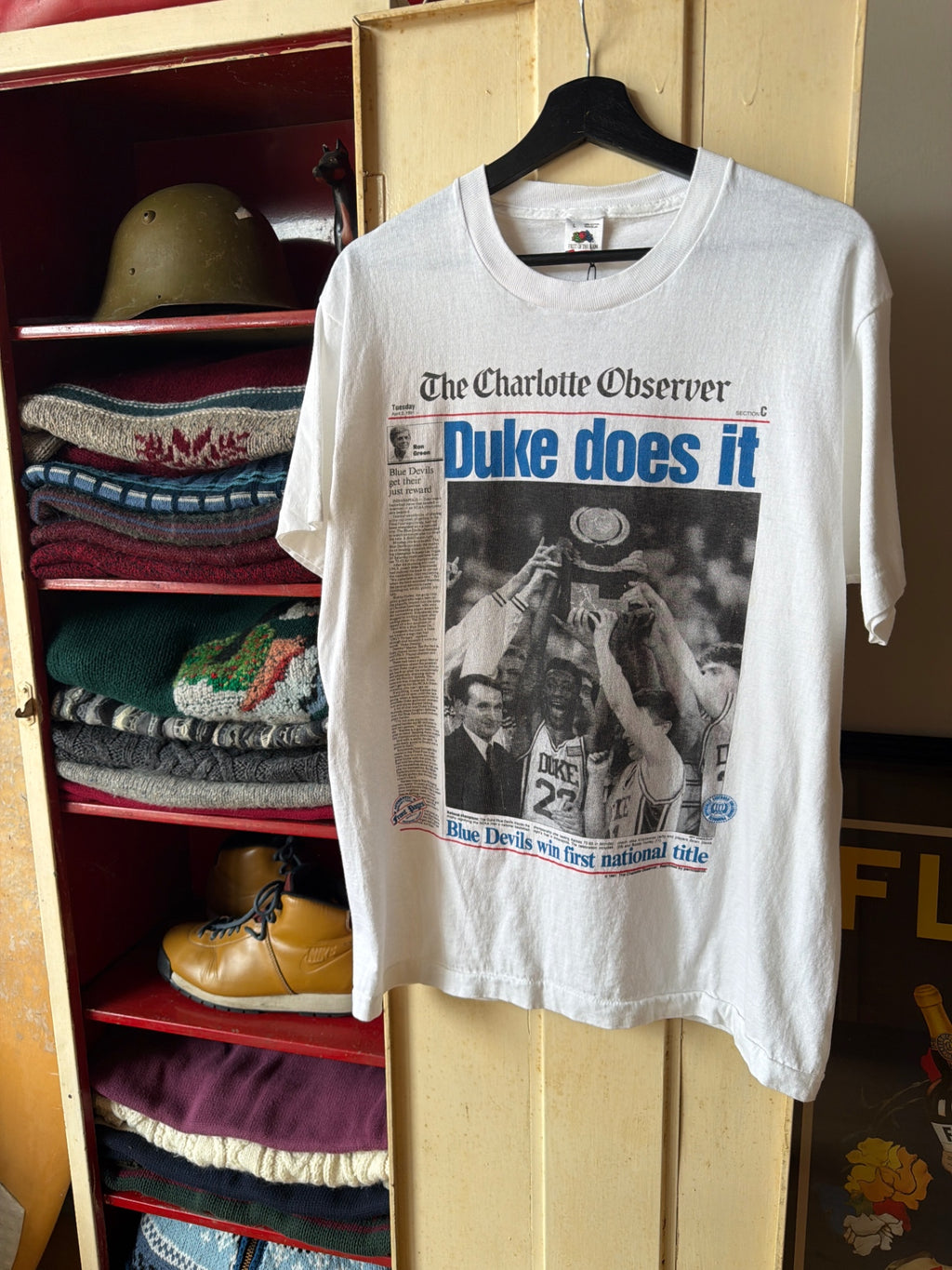 Duke News Paper Tee XL