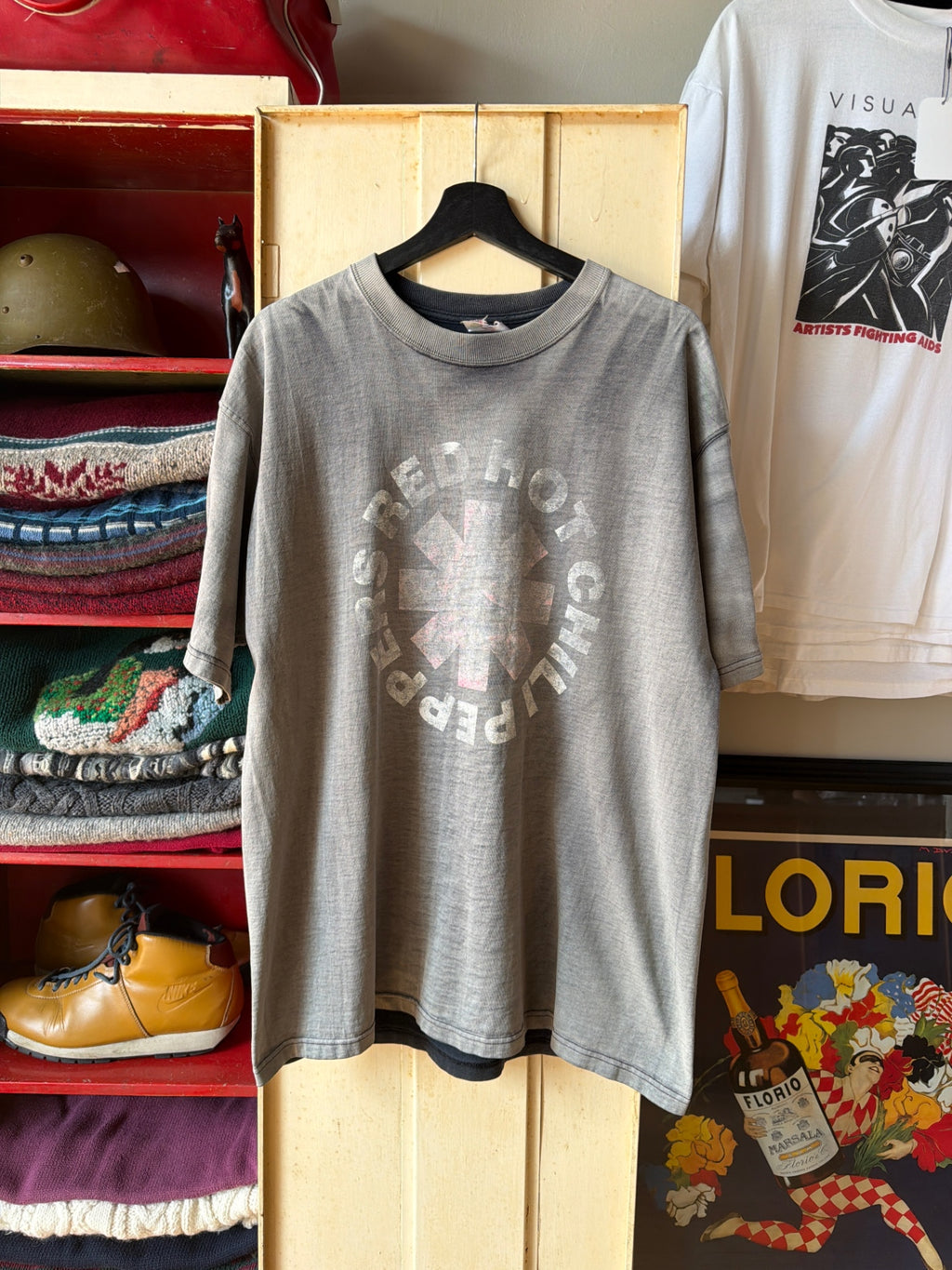 Red Hot Chili Peppers T-Shirt XL Gray