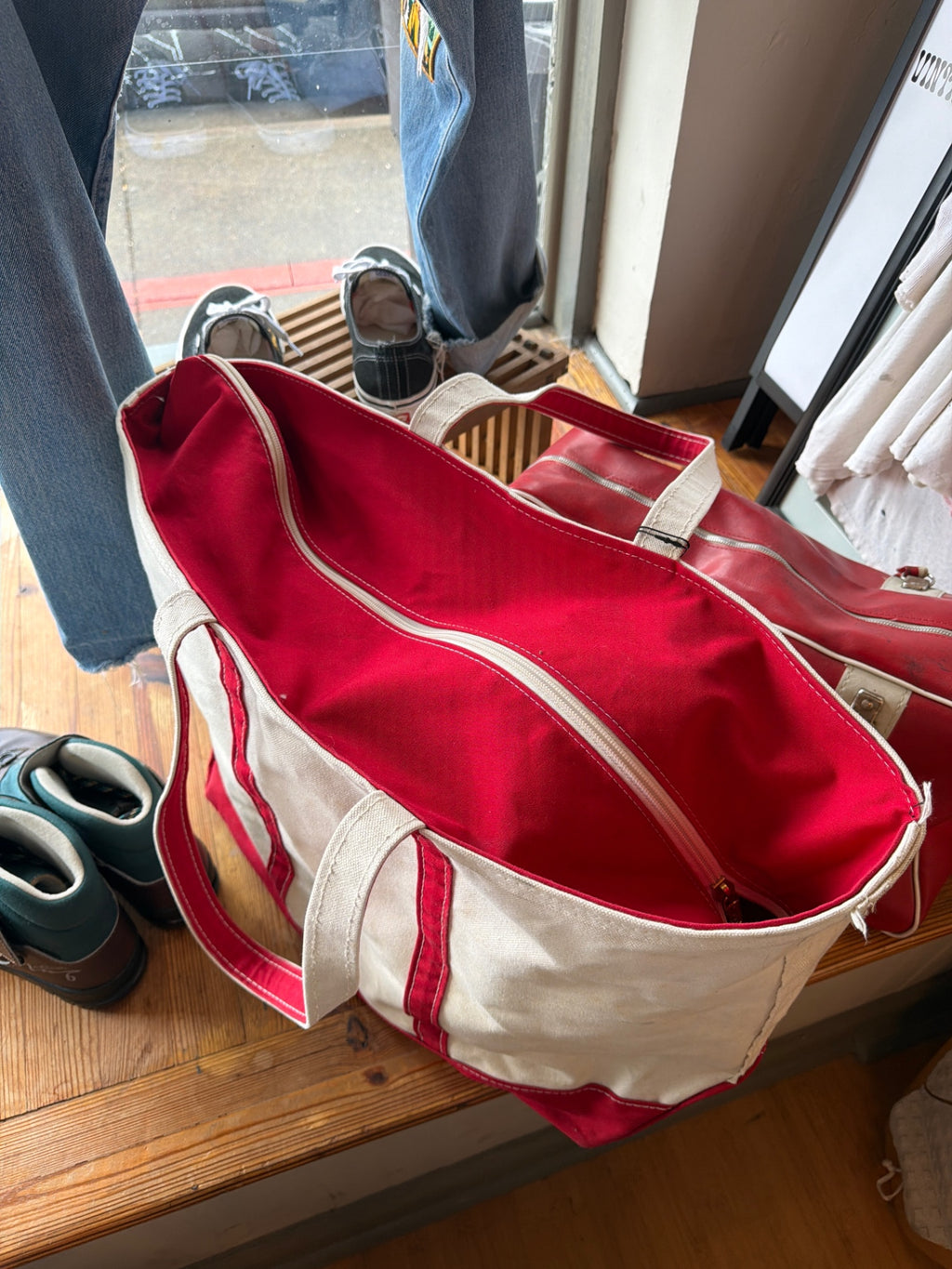 LL Bean Tote Zip XL RED Smiths 