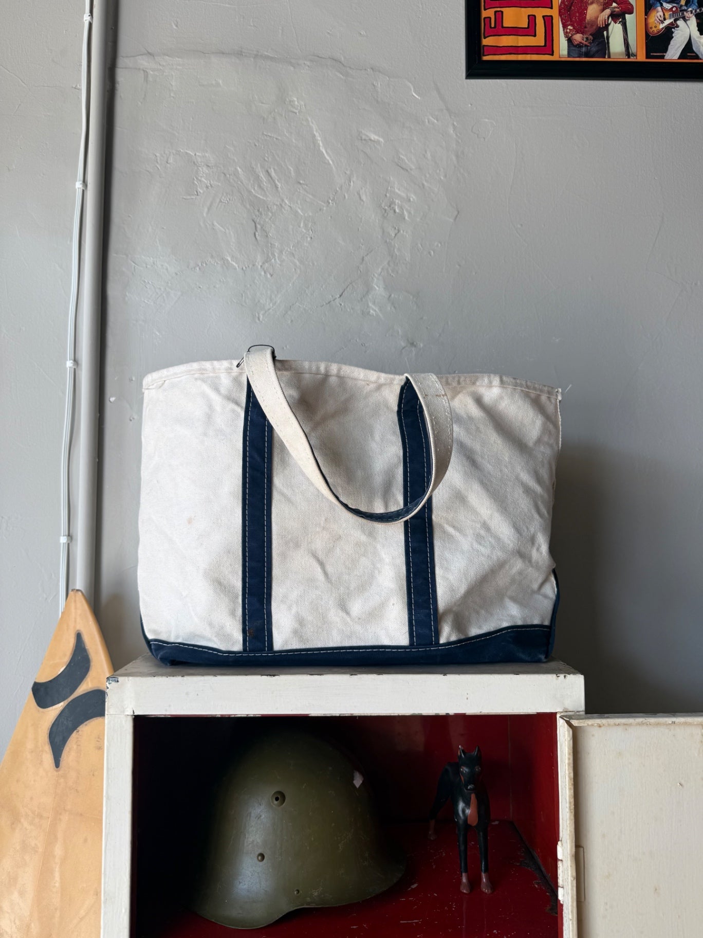 L.L Bean Bag M Navy straps 