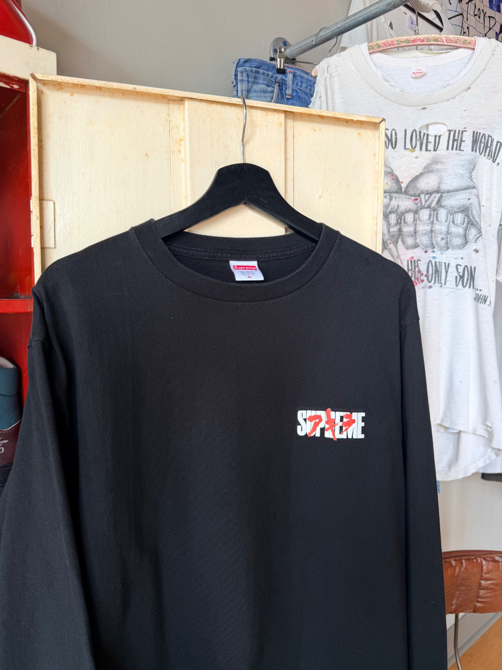 Supreme Akira Size XL