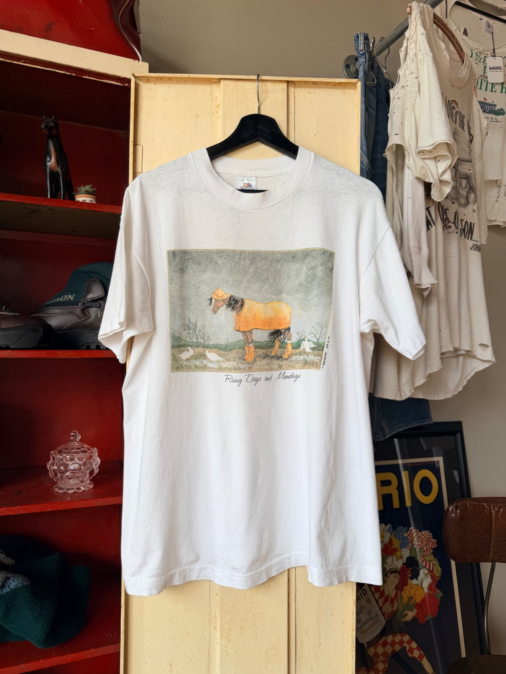 Horse Art Tee Size L