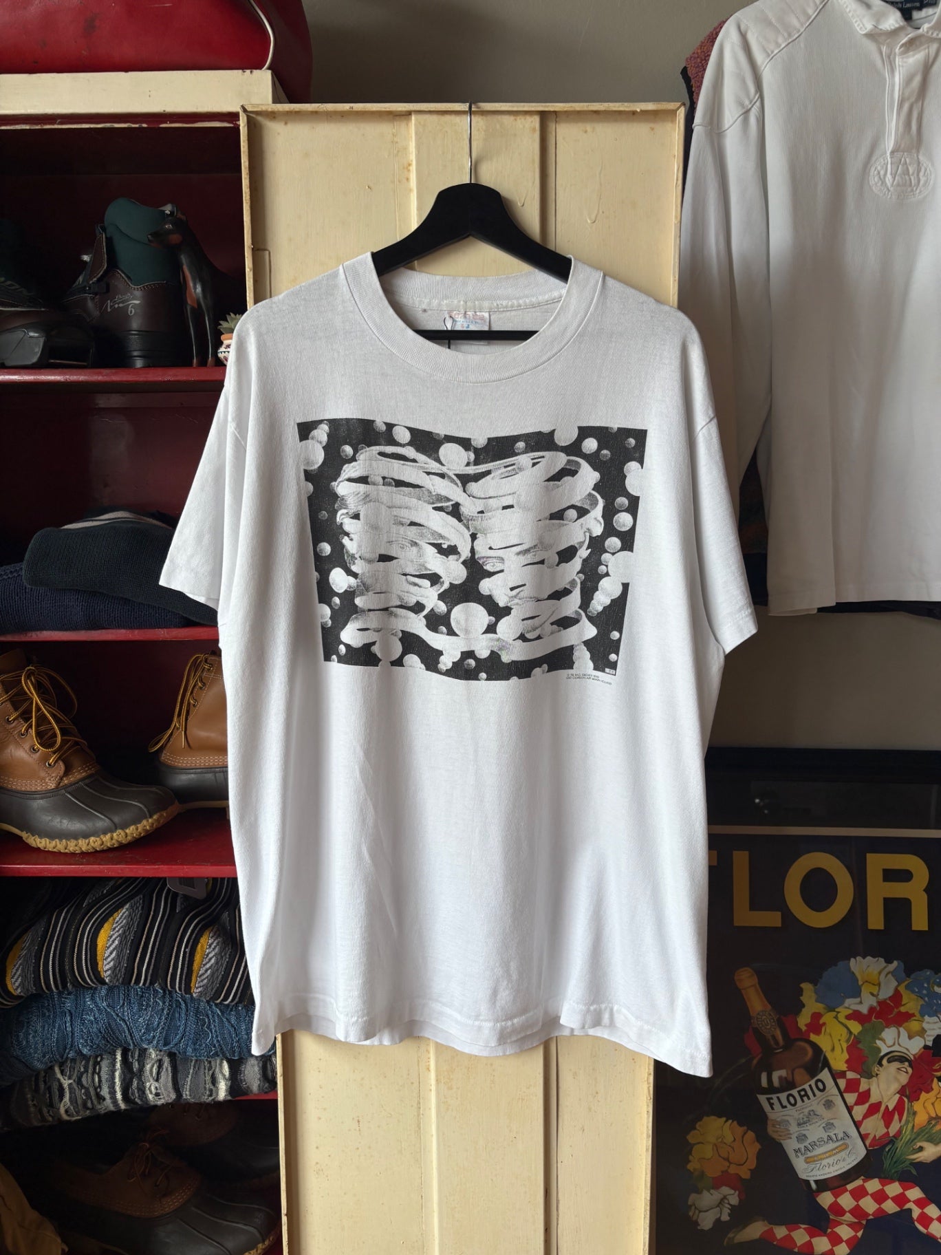 MC ESCHER Size XL