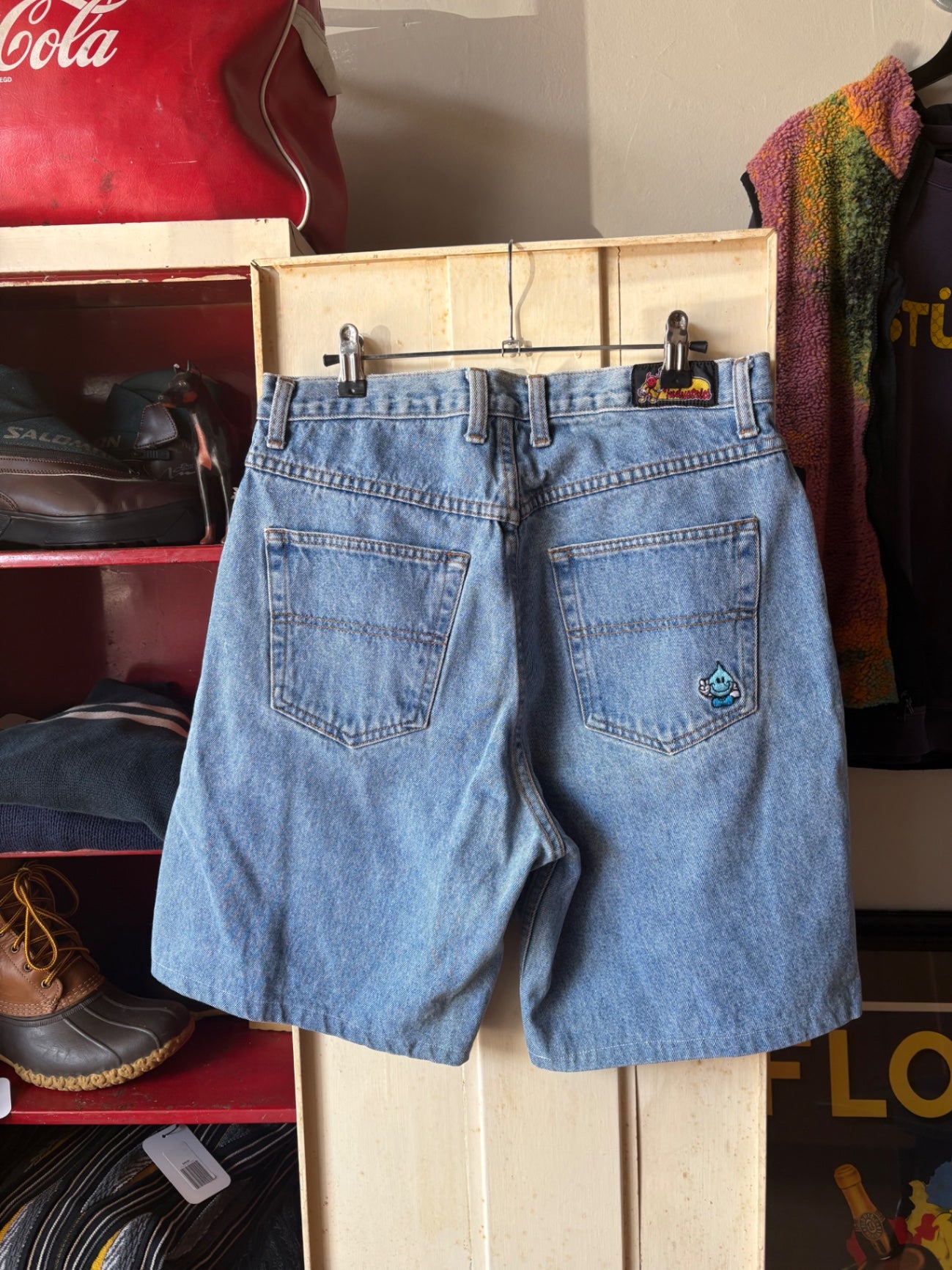World Industries Size 34