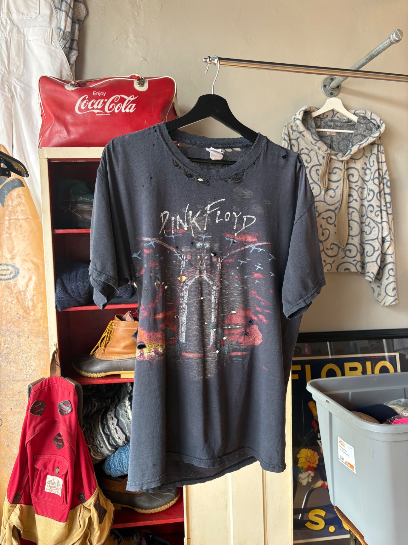 Pink Floyd Tee Size XL