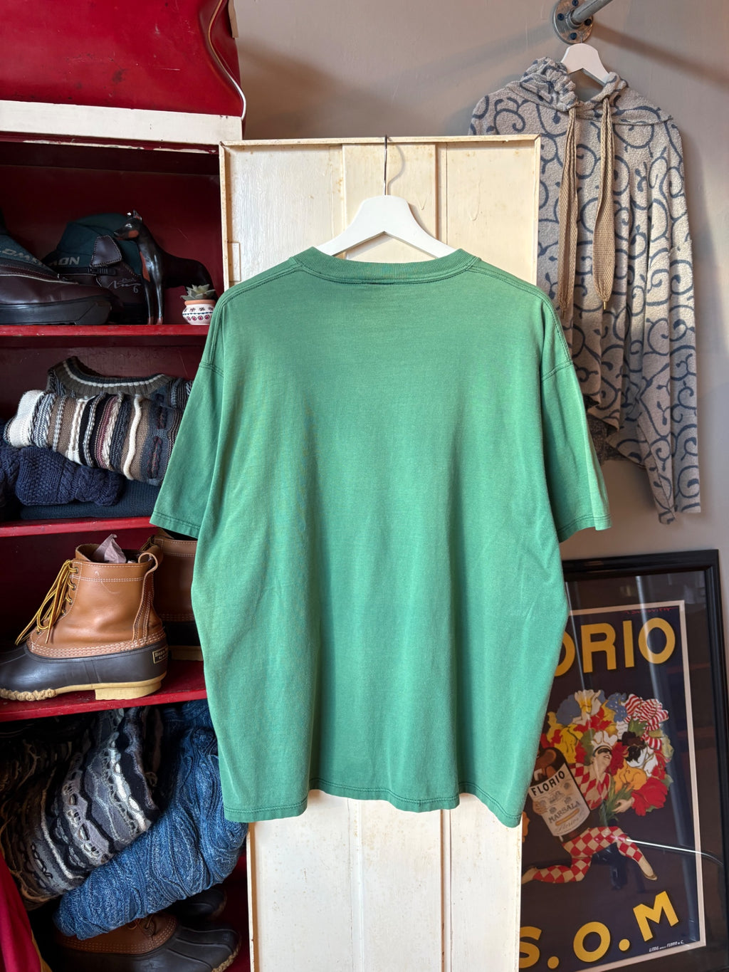 ghost pocket tee green