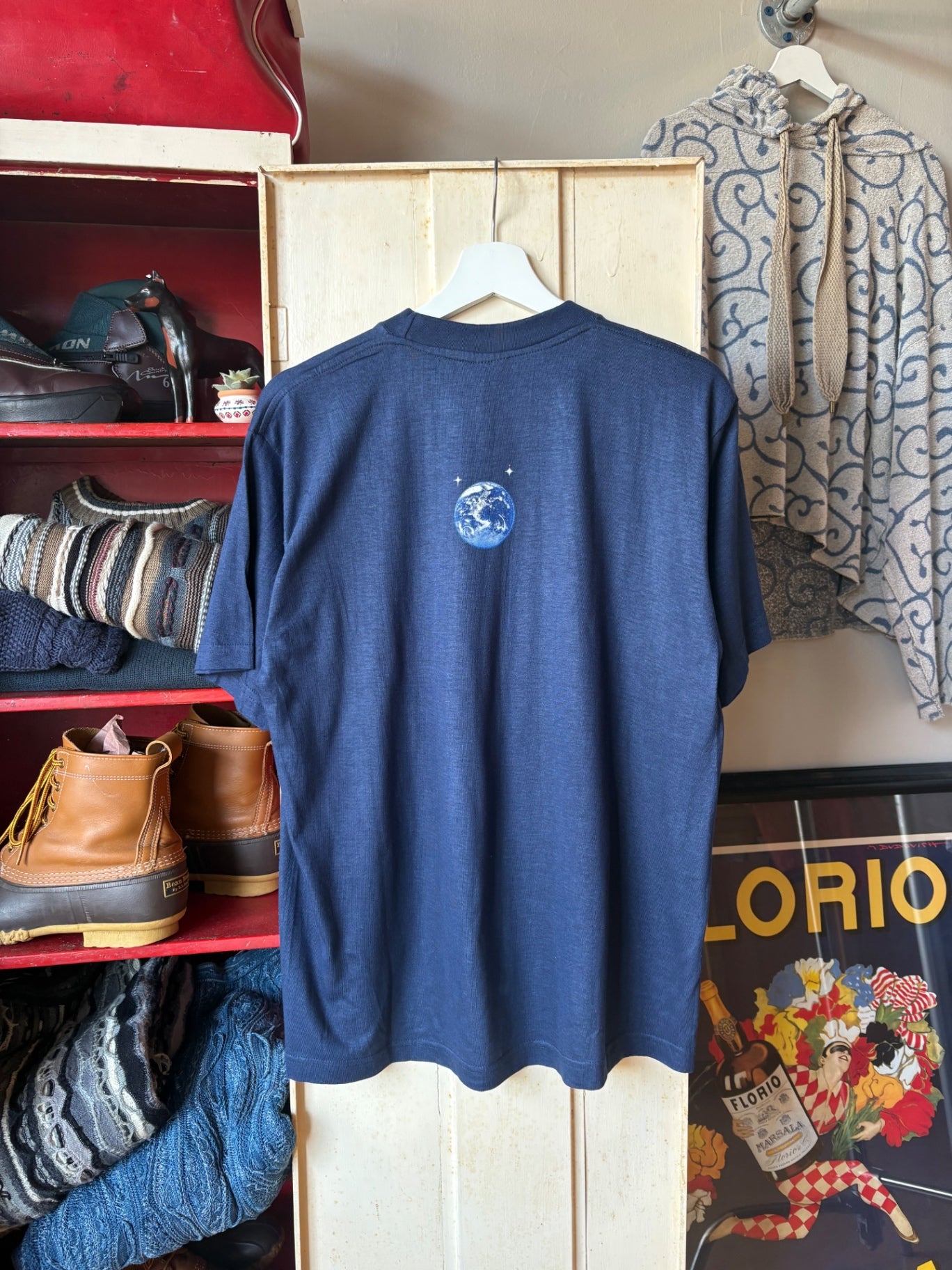 alien tee