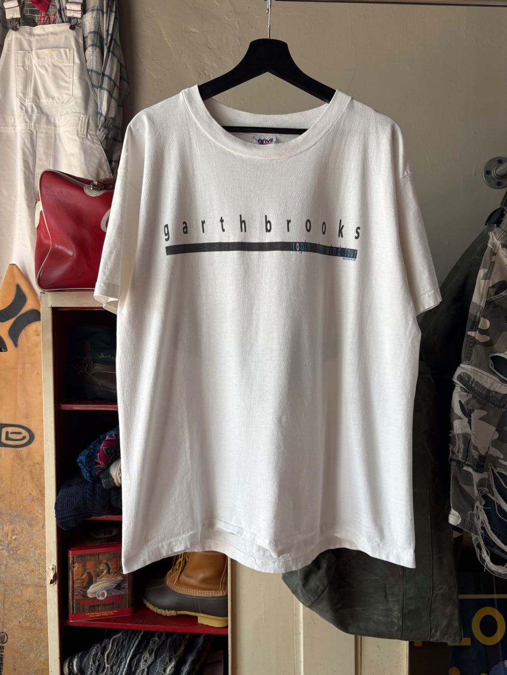 Garth Brooks Size XL