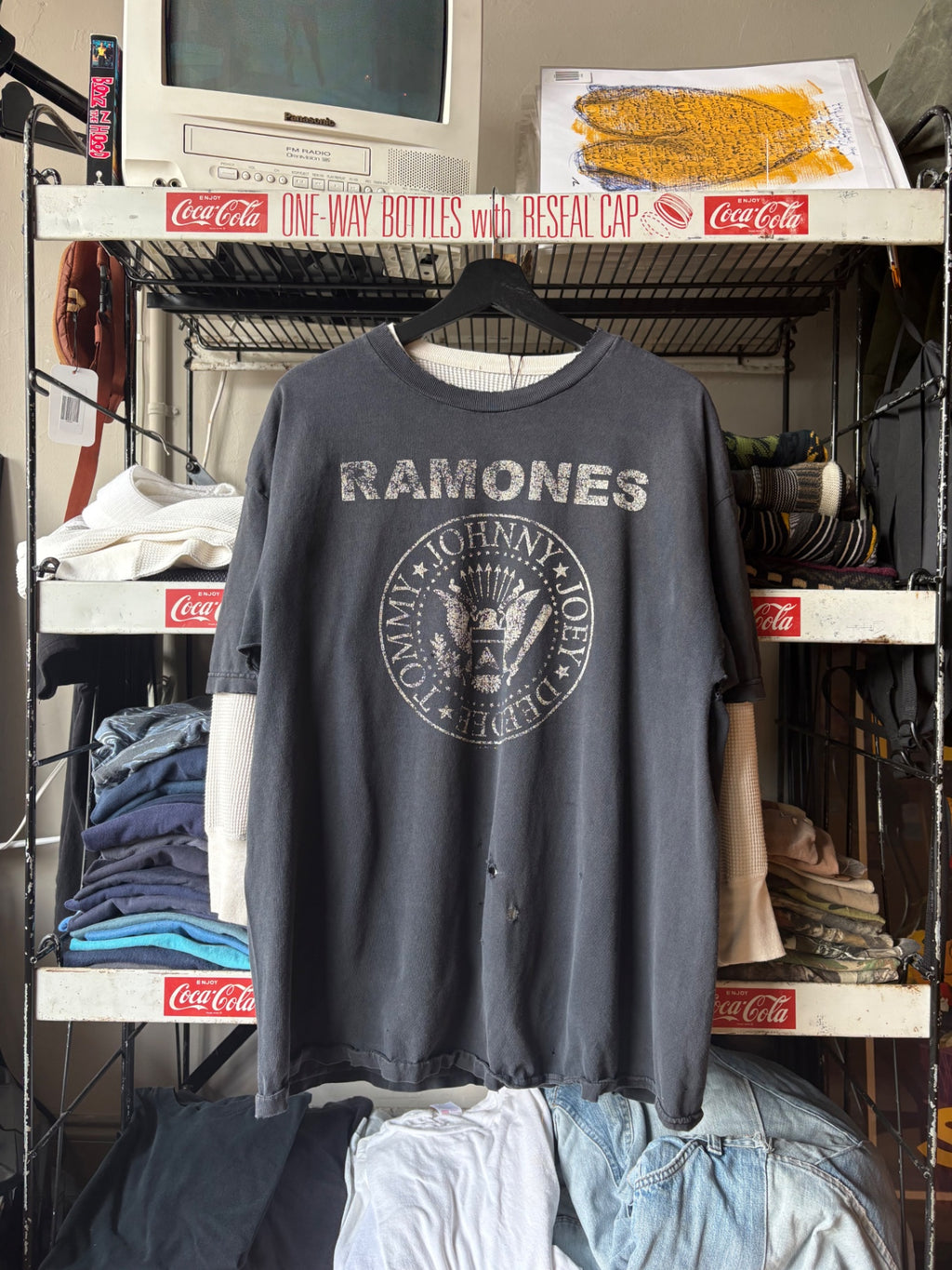 Early 00s Ramones band tee