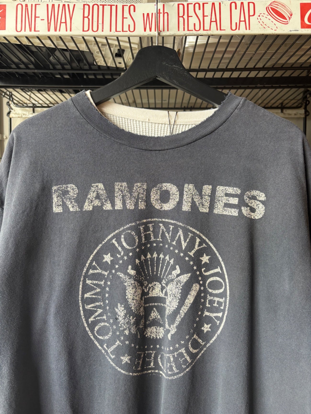 Early 00s Ramones band tee