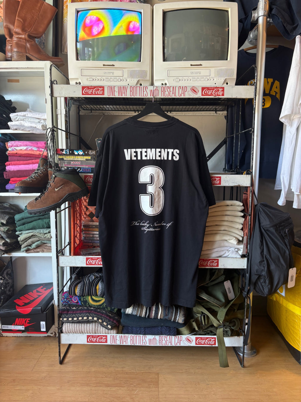 Black Vetements Jupiter Tee XL