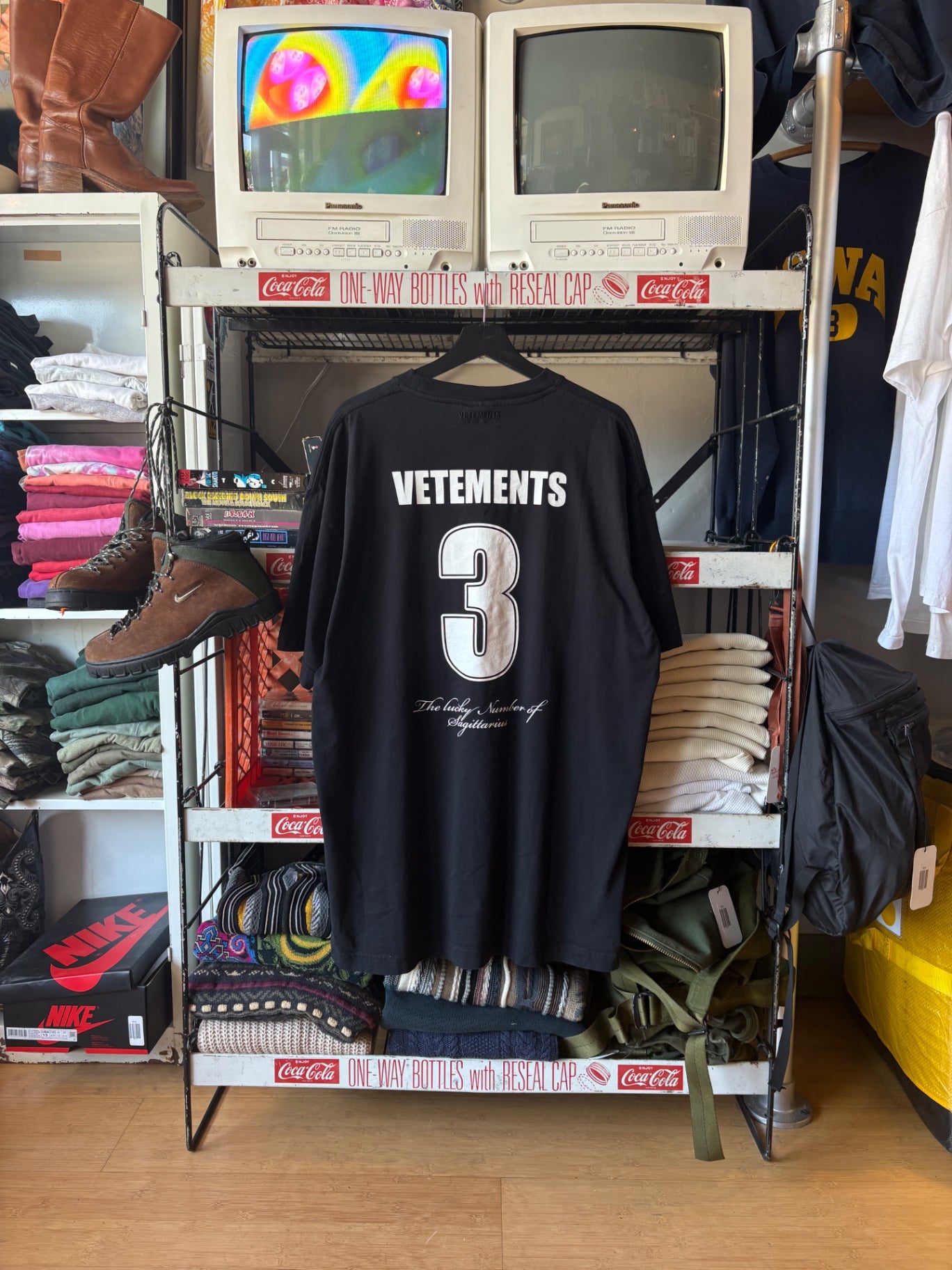 Black Vetements Jupiter Tee XL