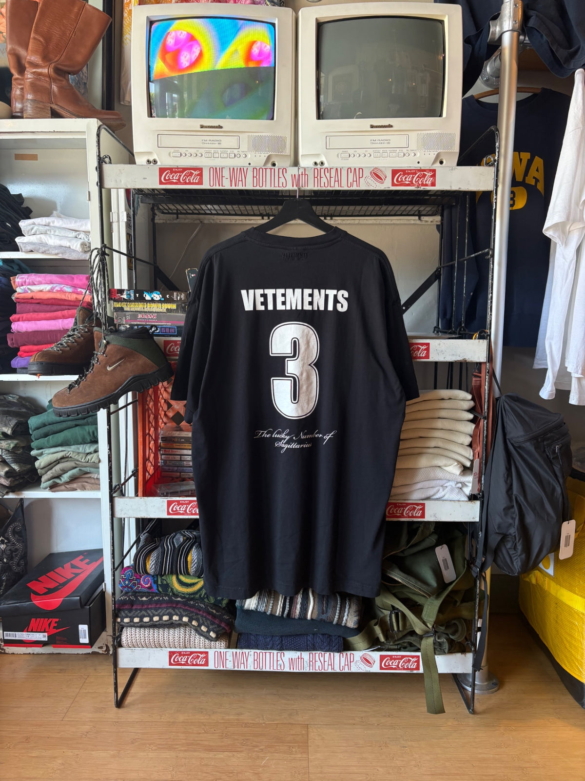 Black Vetements Jupiter Tee XL
