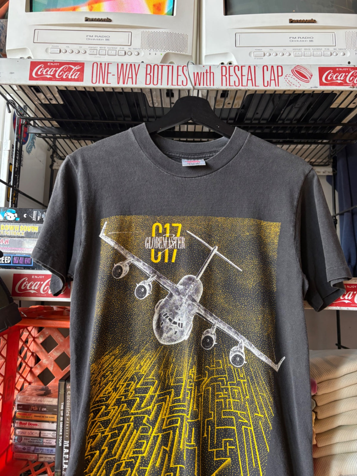 Vintage bomber plane tee L