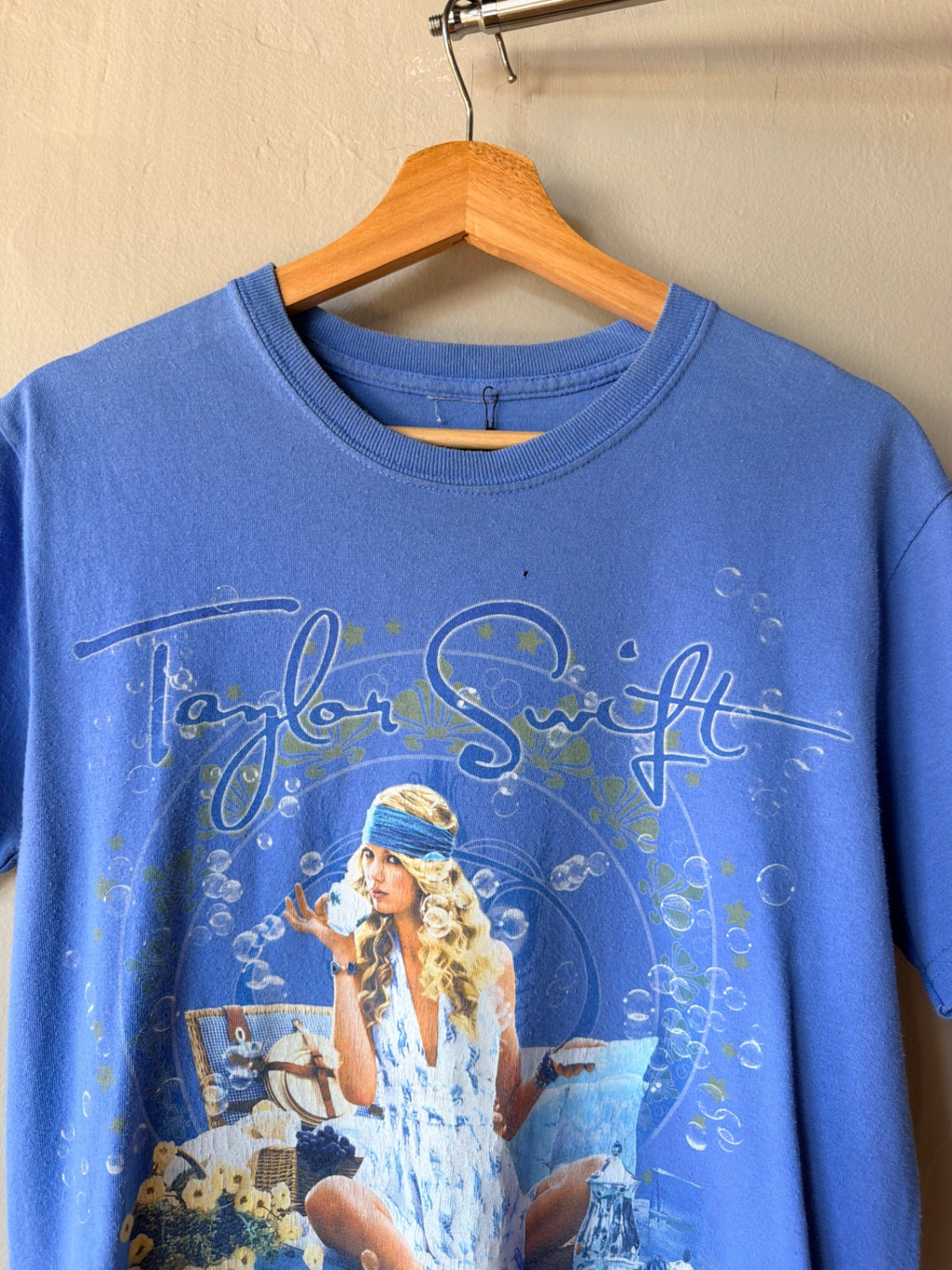 Rare Taylor Swift 2008 Fearless Tour Tee Size M