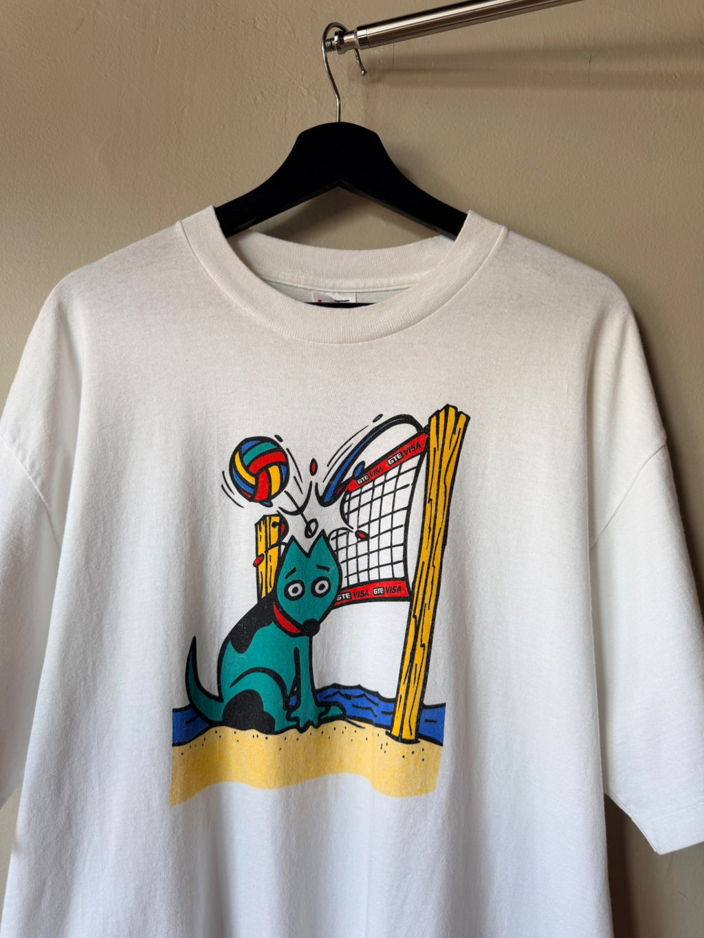 Vintage Dog Volleyball Art Tee Size XL
