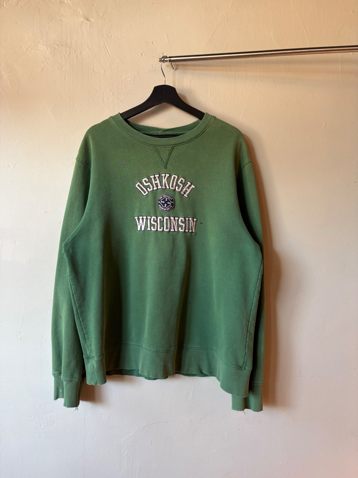 Green Thrashed Oshkosh Crewneck Size XL