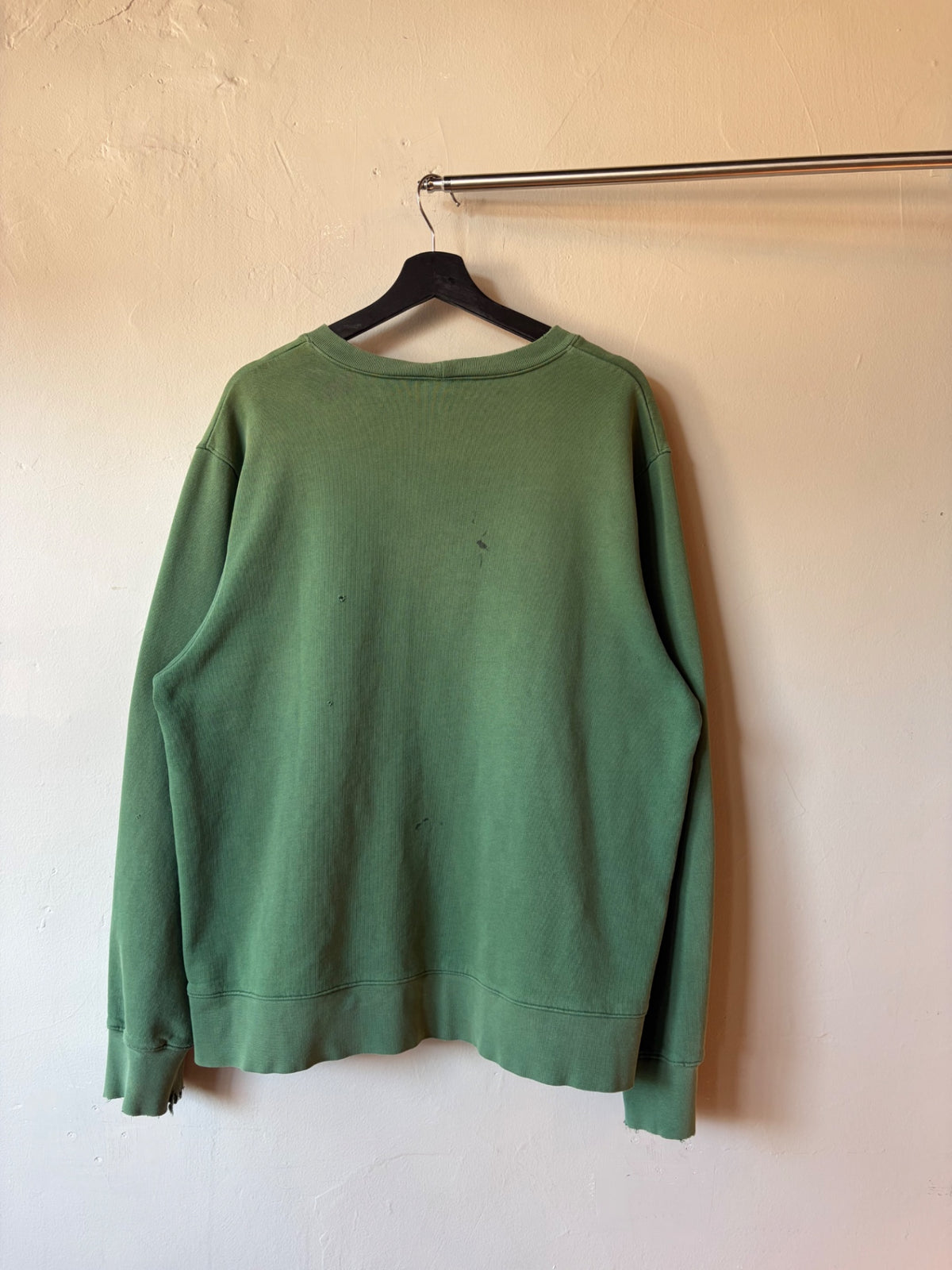 Green Thrashed Oshkosh Crewneck Size XL
