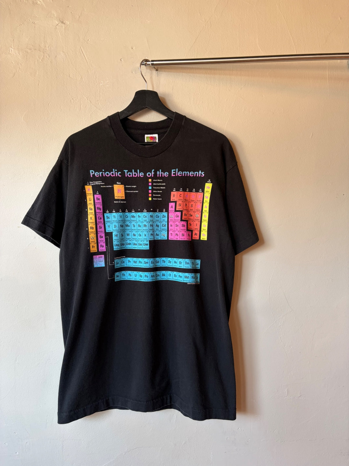 1990s Periodic Table Tee Size L